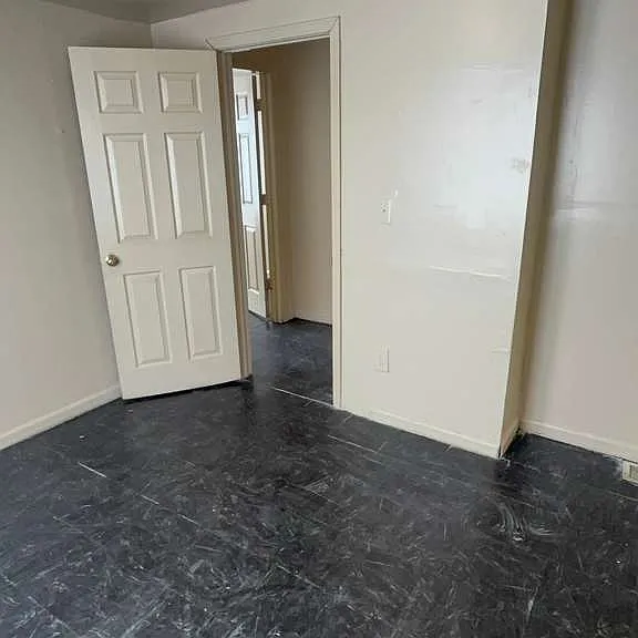 8836 Mettetal St — Photo 15