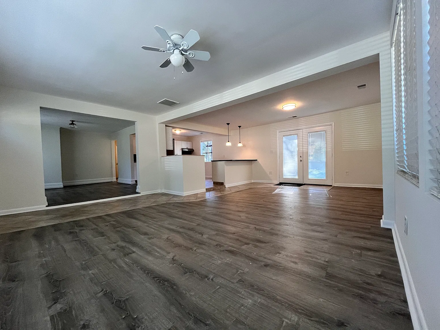 3 bed, 1224 sqft, $2,750 — Photo 3
