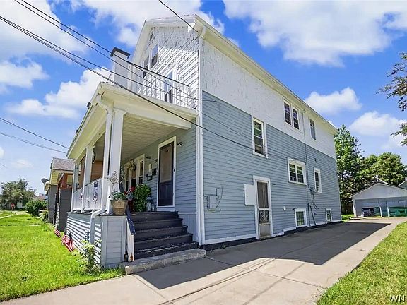 5th image of 20 Richlawn Ave