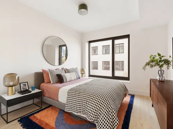 428 West 19th Street 2C image 3 of 12