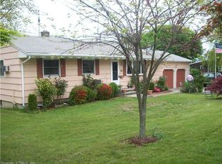 45 Pond Point Ave, Milford, CT 06460