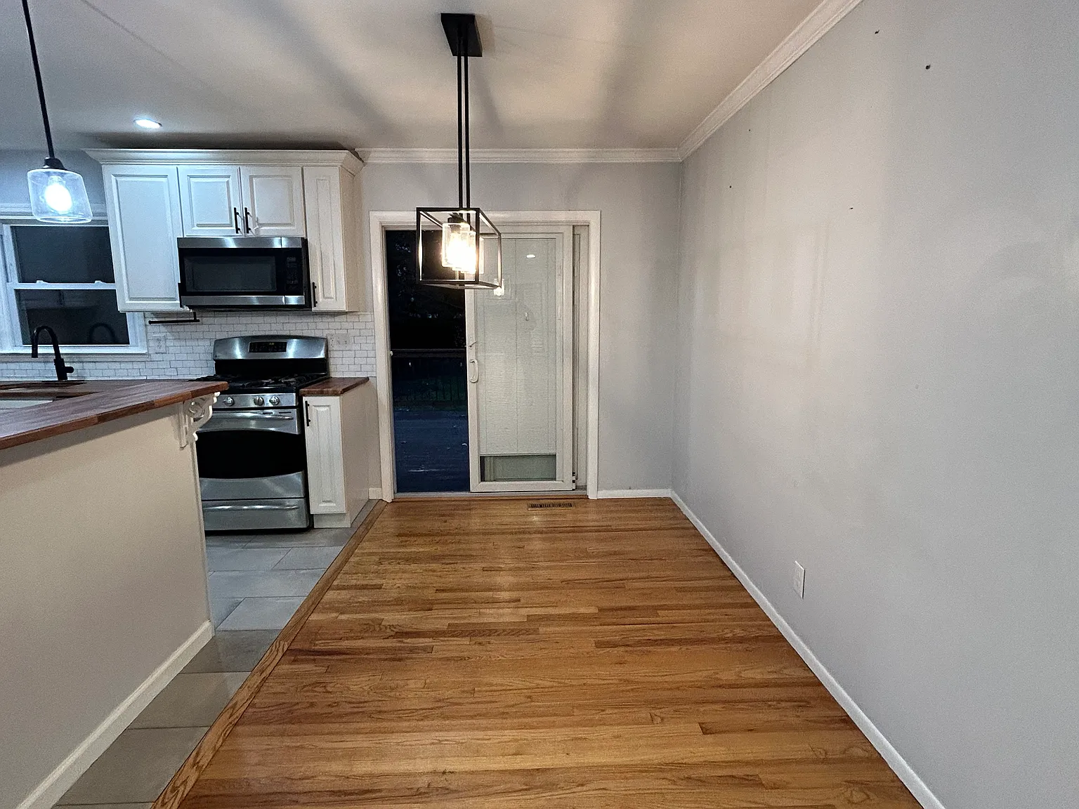 3 bed, 1.5 bath, $3,800 — Photo 4