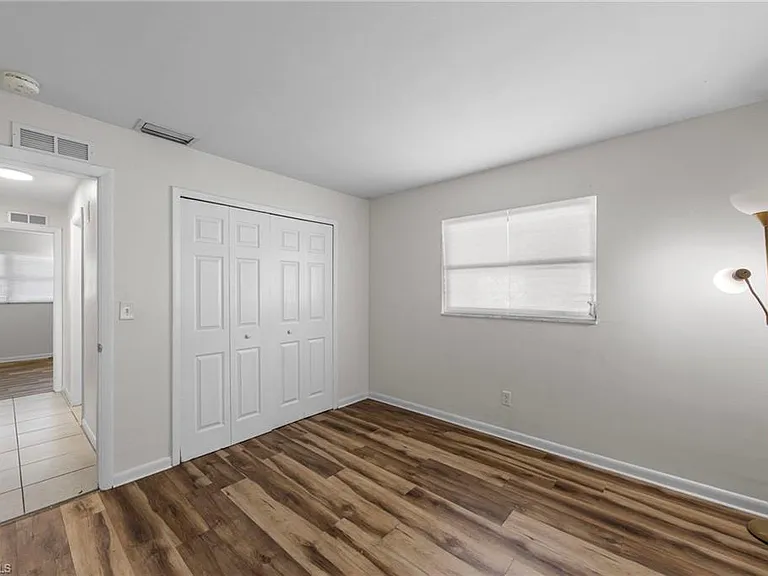 1211 SE 34th St — Photo 22