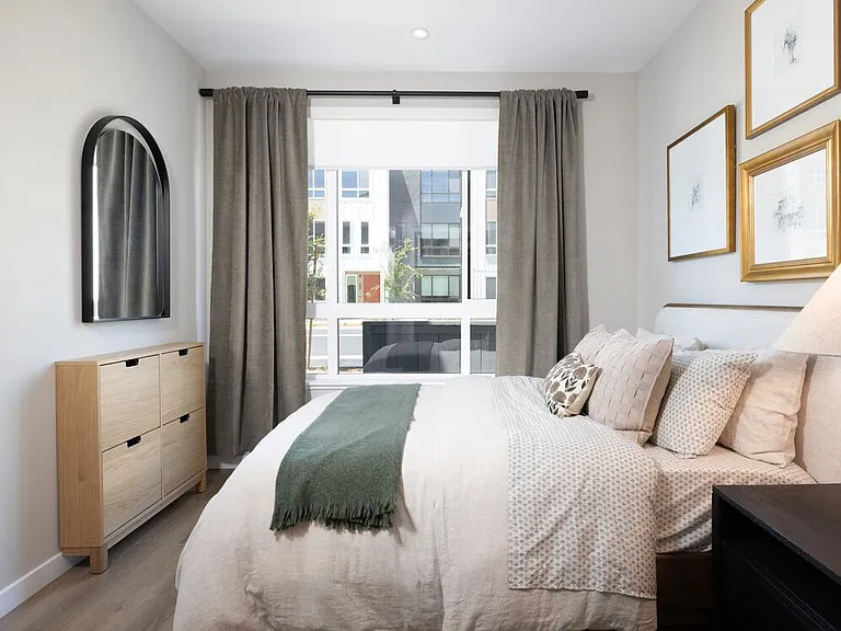 Signature Collection I 3-Bedroom Townhome Guest bedroom