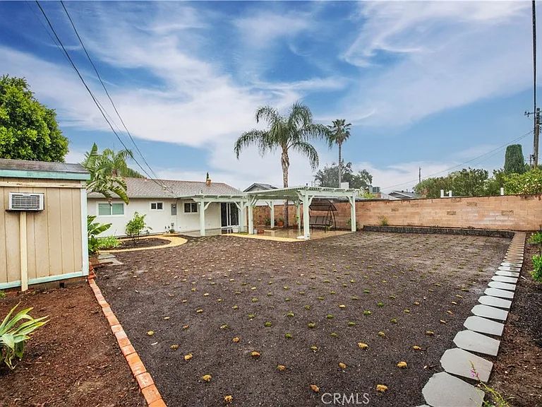 10533 Hillview Ave — Photo 21