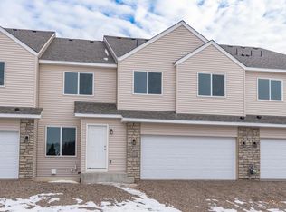 404 Bentley Ct, Jordan, MN 55352