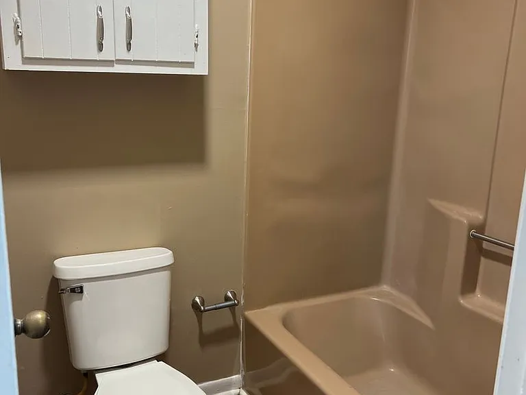 1109 Shasta Dr #2 — Photo 4