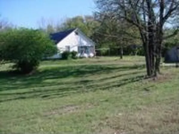 1420 N 10th St, Arkadelphia, AR 71923