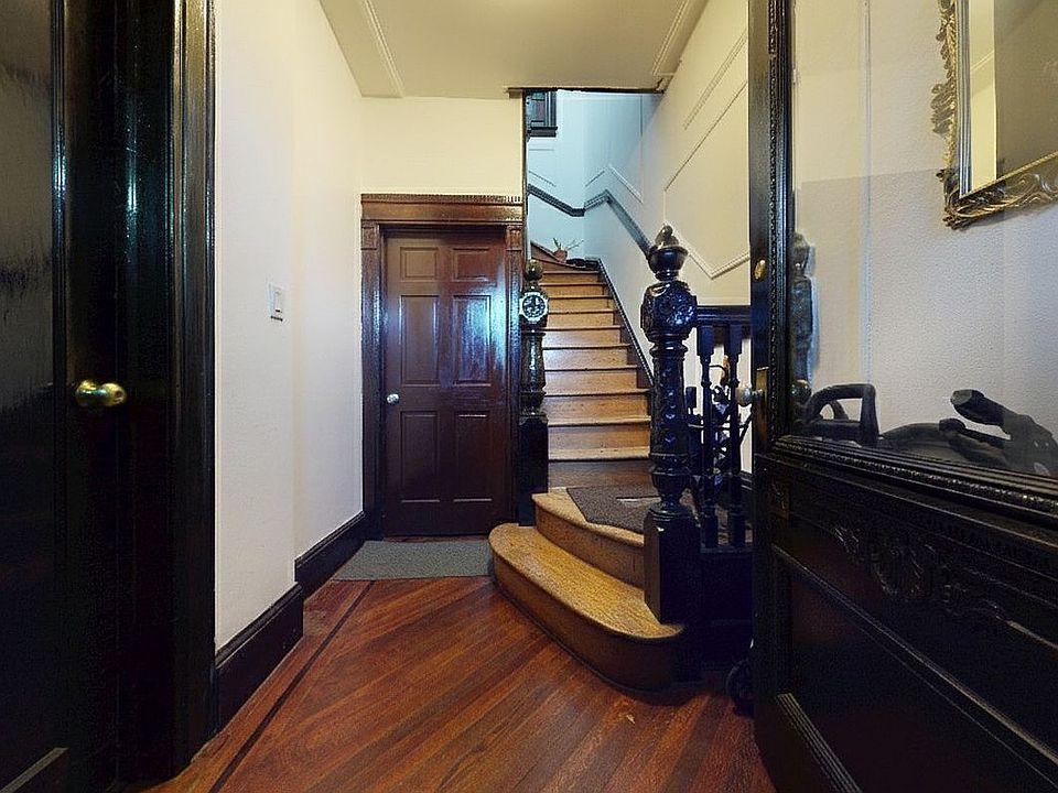 ニューヨークべラモンテ 972 52nd St, Brooklyn, NY 11219 | MLS #S1805125 | Zillow