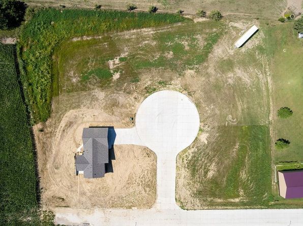 4 Fowlkes 2nd Addition #B, Newman Grove, NE 68758