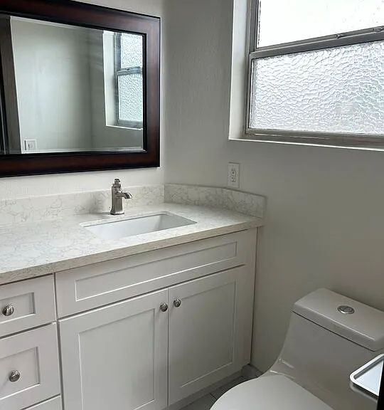 7916 Blackburn Ave #1 — Photo 17