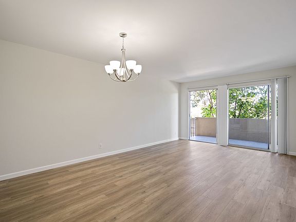 2nd image of 1501 Chapin Ave #206