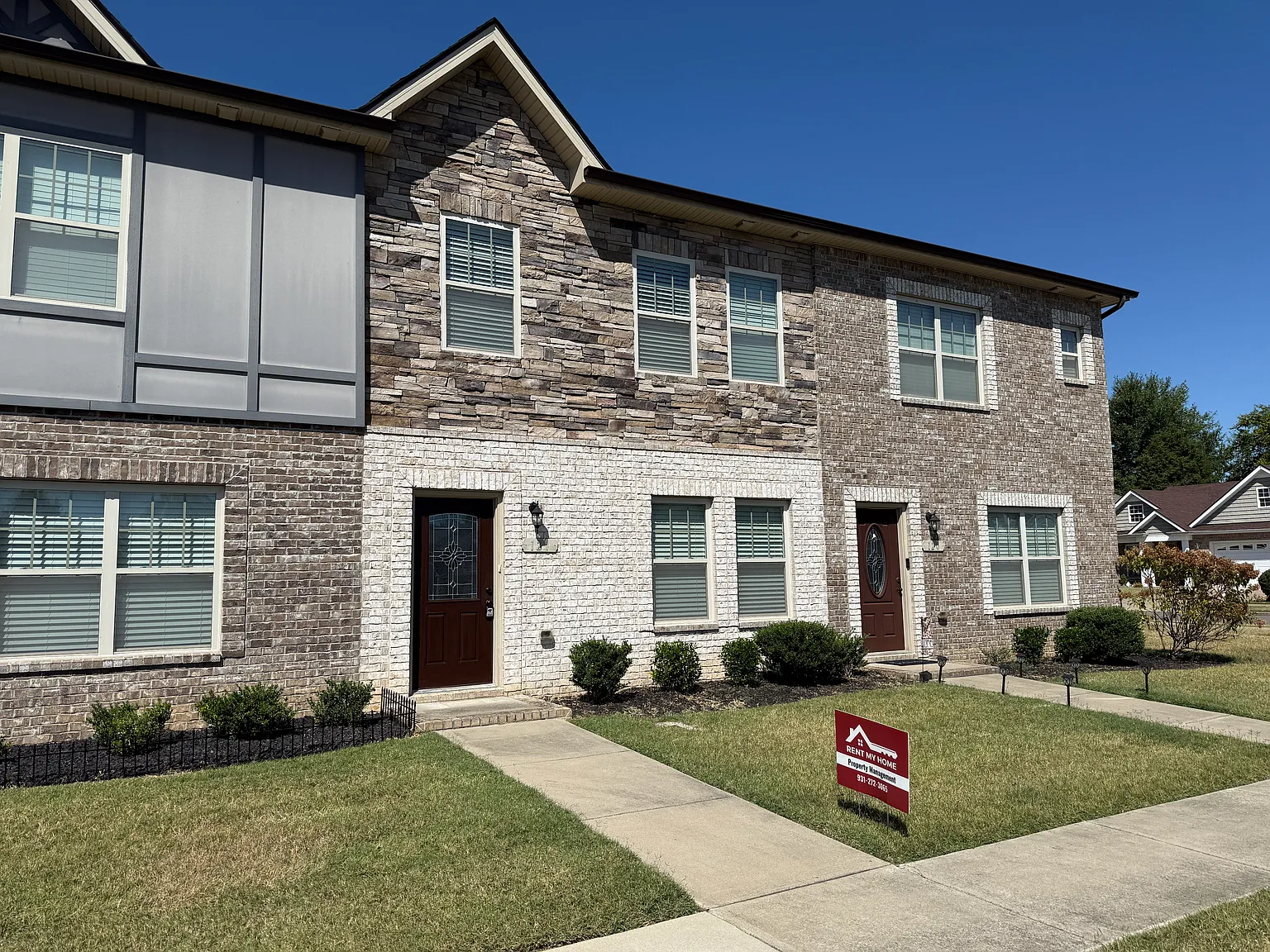 2 bed, 1220 sqft, $1,550 — Photo 2