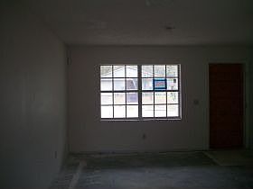 5th image of 428 Apopka Hills Cir