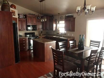Kitchen / Dinette