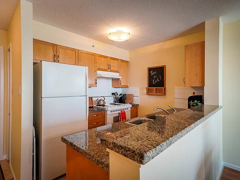 4388 Buchanan St #1805 — Photo 15