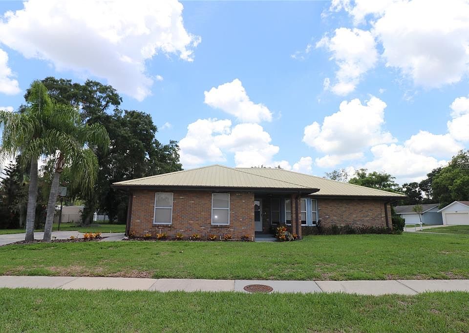 1st image of 1023 Redbud Cir