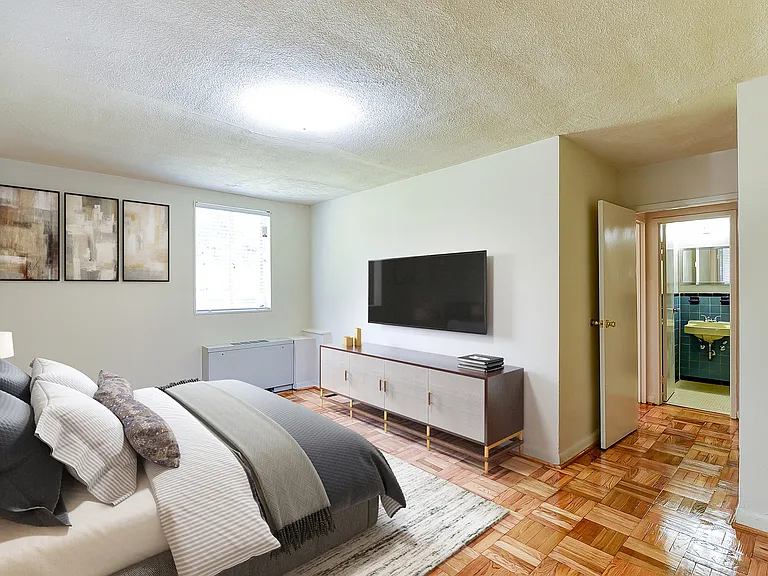 1817 N Quinn St — Photo 7
