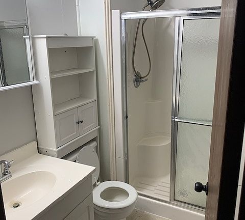 3rd image of 327-329 Penn Dr #327