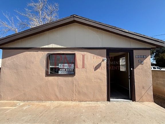2nd image of 1310 1/2 Douglas Dr
