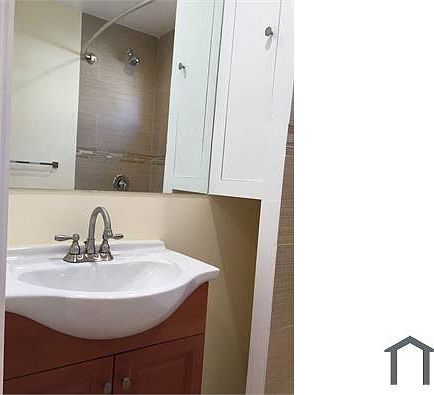5th image of 6612 Menlo Ave #855