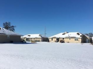 2322 Samantha St, De Pere, WI 54115