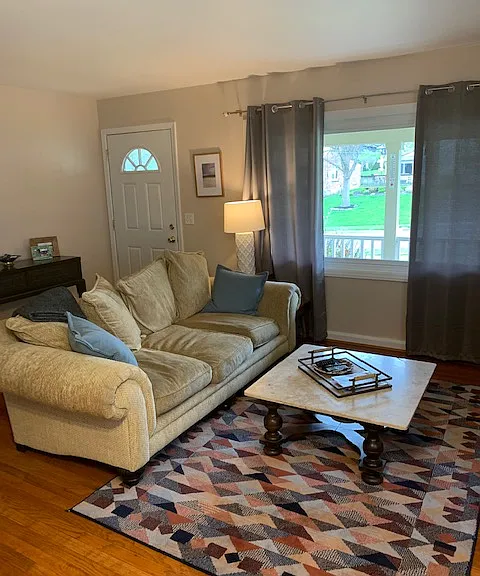 8589 Wicklow Ave — Photo 3