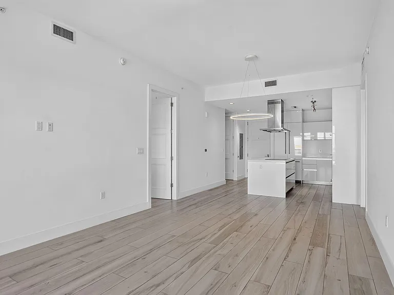 155 E Boca Raton Rd #1019 — Photo 10