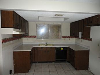 2nd image of 605 Glade Park Dr