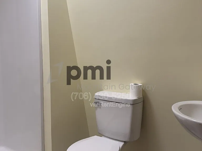 150 Cross Creek Trl — Photo 8