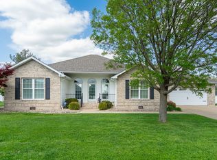 1106 Daybreak Dr, Marion, IL 62959