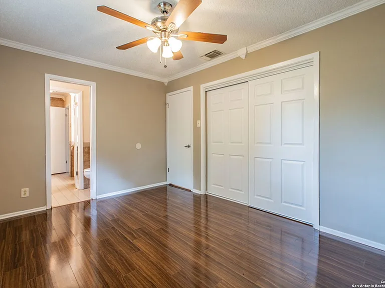 7430 Saddlewood St — Photo 23