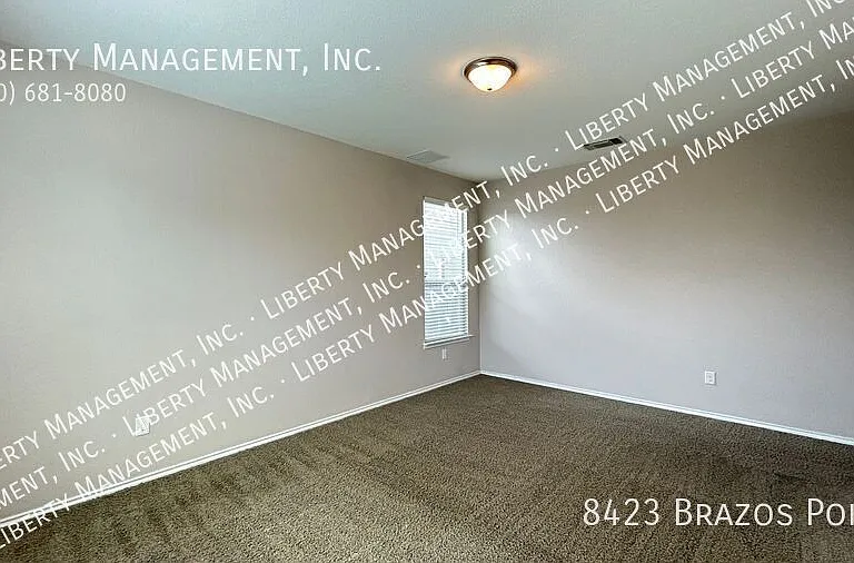 8423 Brazos Point — Photo 16