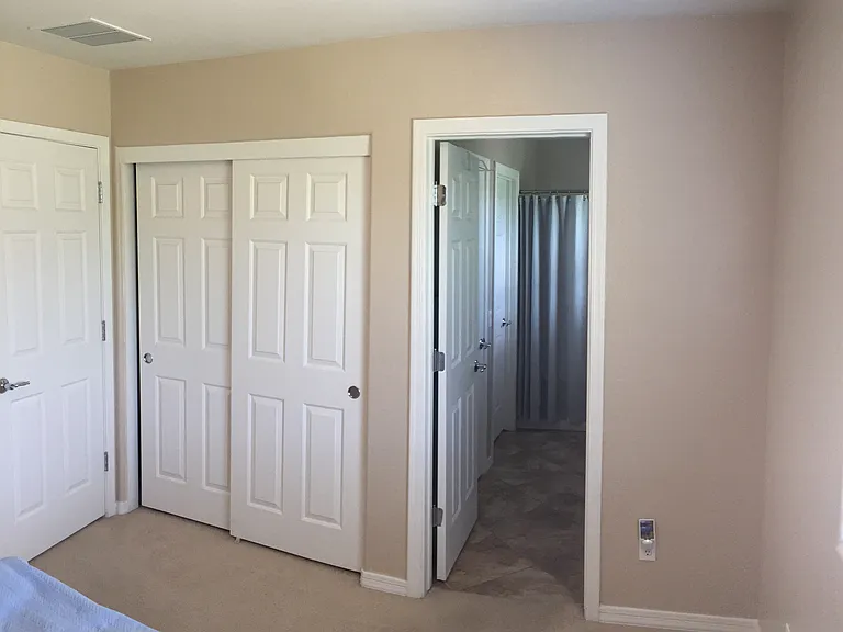 2022 W Marconi Ave — Photo 14