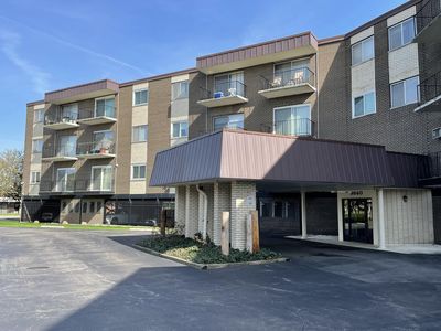9840 S Pulaski Rd APT 104-4, Oak Lawn, IL, 60453