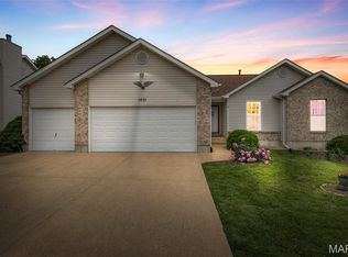 1421 N Woods Dr, Festus, MO