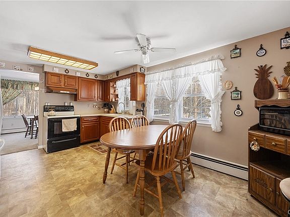 5th image of 8922 Eddy Rd