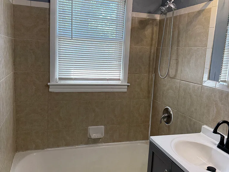 3317 S Osage Ave — Photo 10