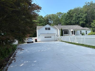 158 Jelliff Mill Rd, New Canaan, CT, 06840
