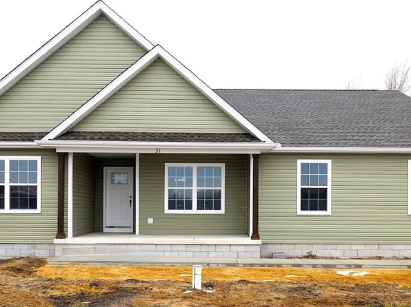 31 Railroad Ave, Houston, DE 19954