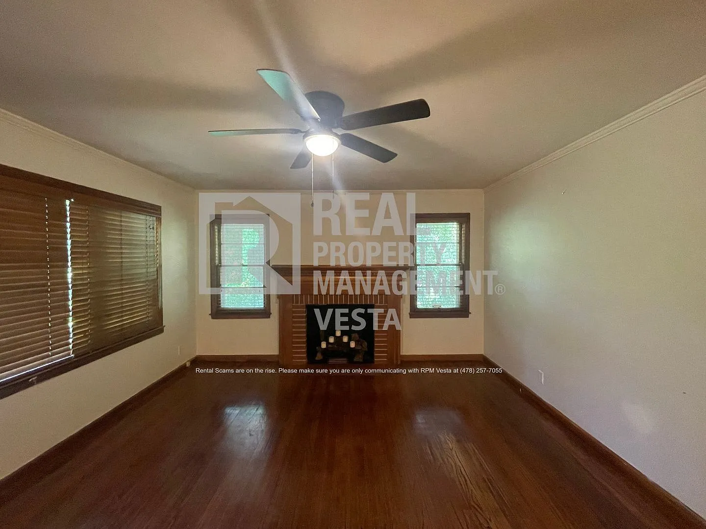 3 bed, 2.0 bath, 1144 sqft, $1,500 — Photo 2