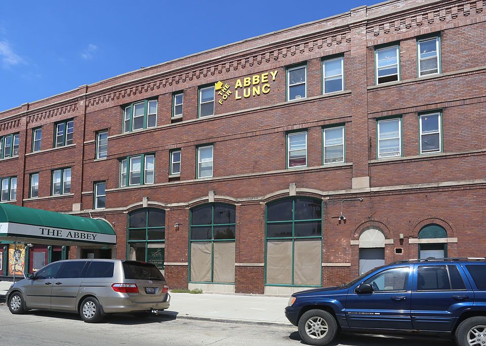 1st image of 3422 W Grace St APT 3