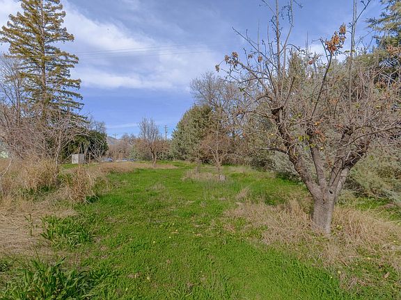 3rd image of 4160 State Highway 16