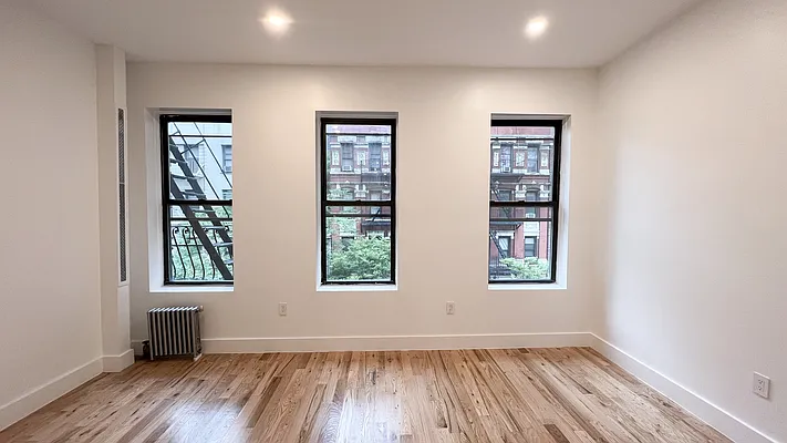 Rented by Brighton Management | media 6