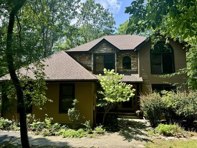542 Hallowood Dr, East Stroudsburg, PA, 18302