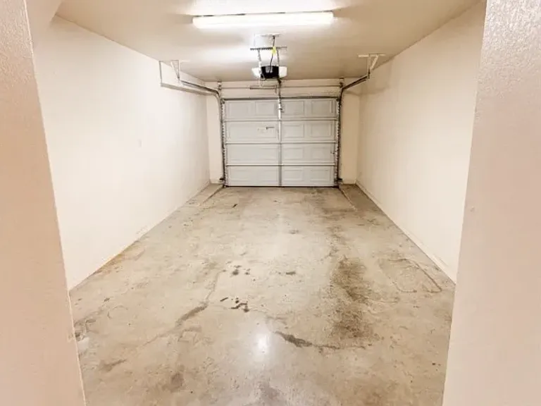 614 Karey Dr #B — Photo 18