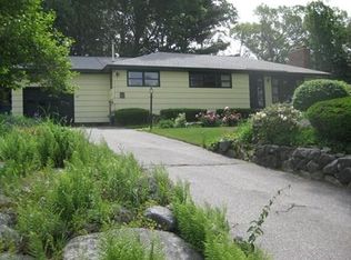 687 Trull Rd, Tewksbury, MA 01876