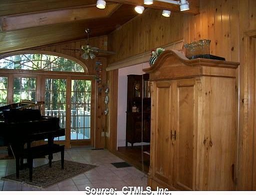 5th image of 66 Talmadge Ln