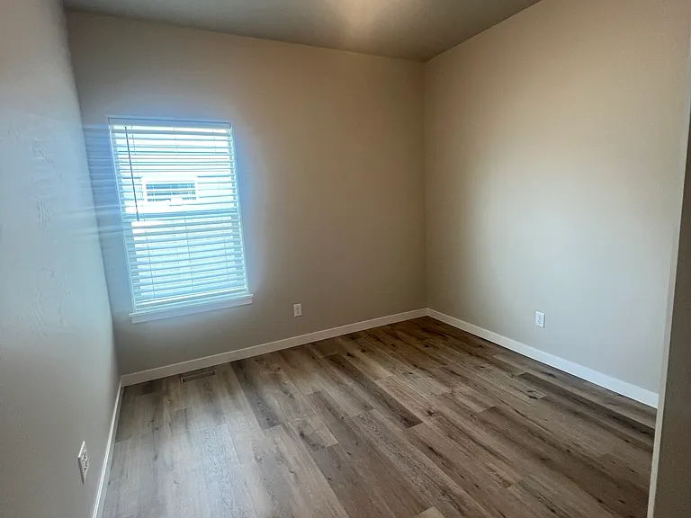 820 Shadowleaf Ave — Photo 6