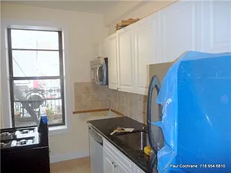 Rented by R New York